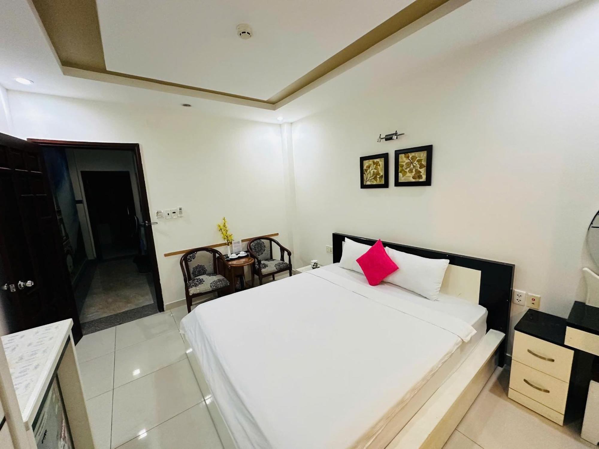 Maison Saigon - French Touch & Rooftop Lounge Ho Chi Minh City