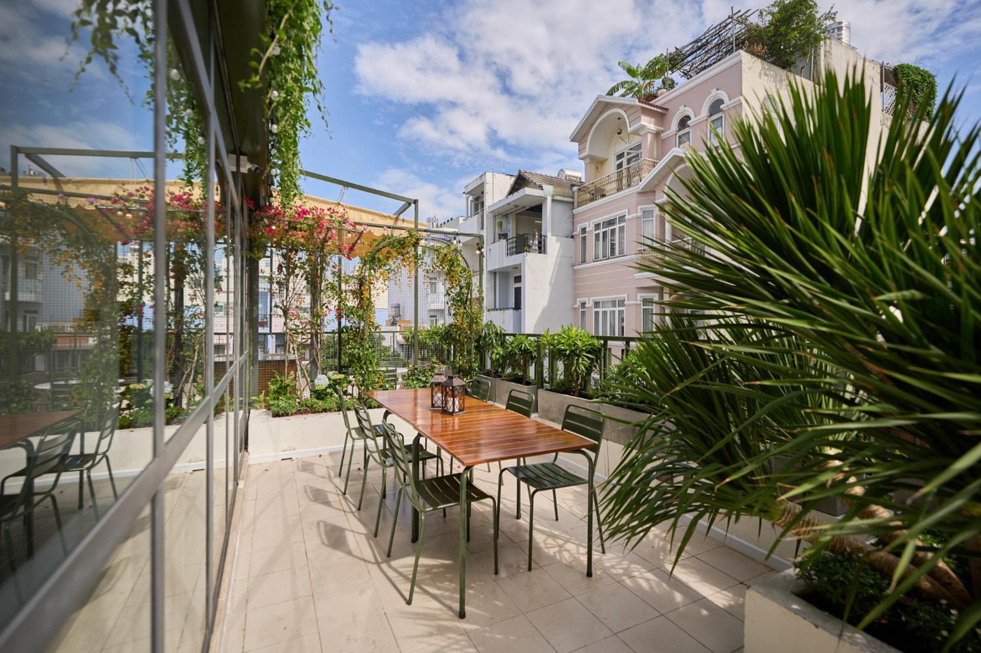 Maison Saigon - French Touch & Rooftop Lounge * Ho Chi Minh City