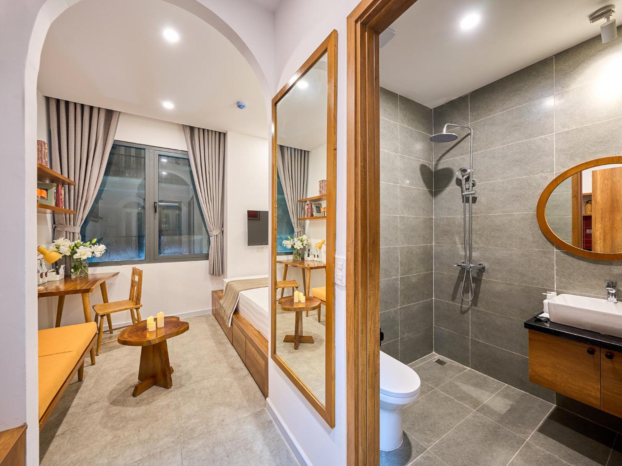 Maison Saigon - French Touch & Rooftop Lounge Ho Chi Minh City